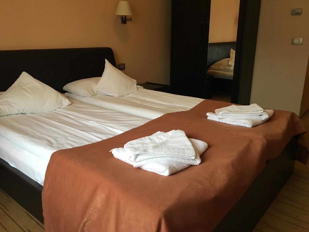 Hotel Transilvania Zalău Exteriér fotografie